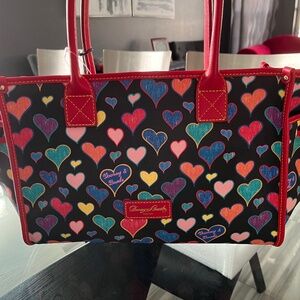Dooney& Bourke Heart Tote (NWT)